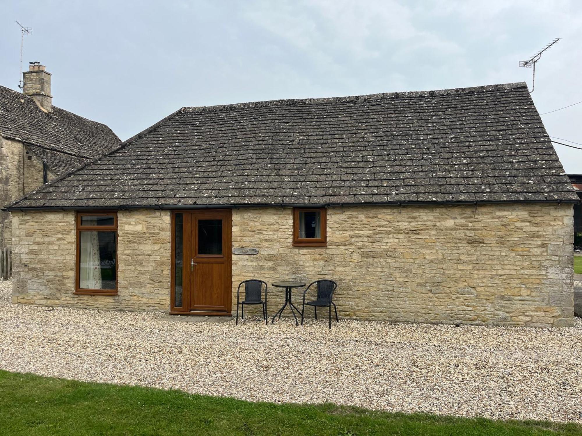 Tupenny Cottage, Old Mill Farm, Cotswold Water Park Cirencester Zewnętrze zdjęcie
